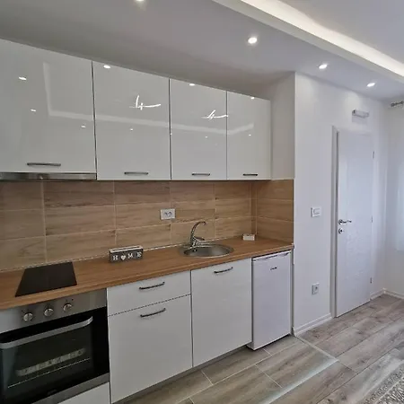 Apartman Vs Lux *