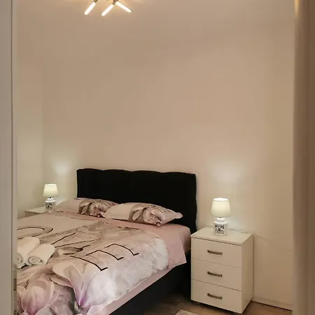 Vs Lux Apartman